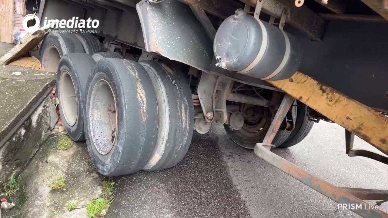 pneus carecas container