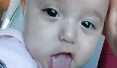 Pais informam morte de bebê que caiu na água durante resgate no RS