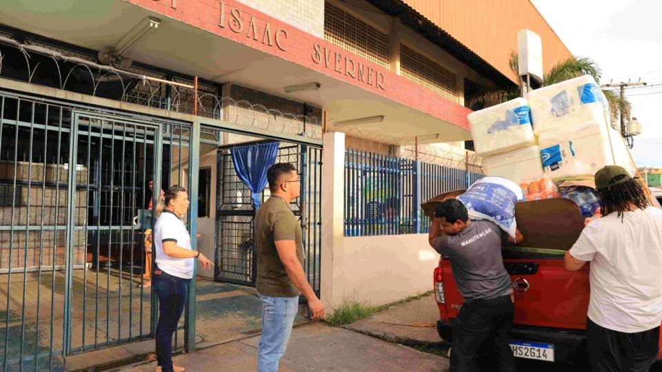 Secretaria de Educação abre 22 pontos de coletas para doação às vítimas do Rio Grande do Sul