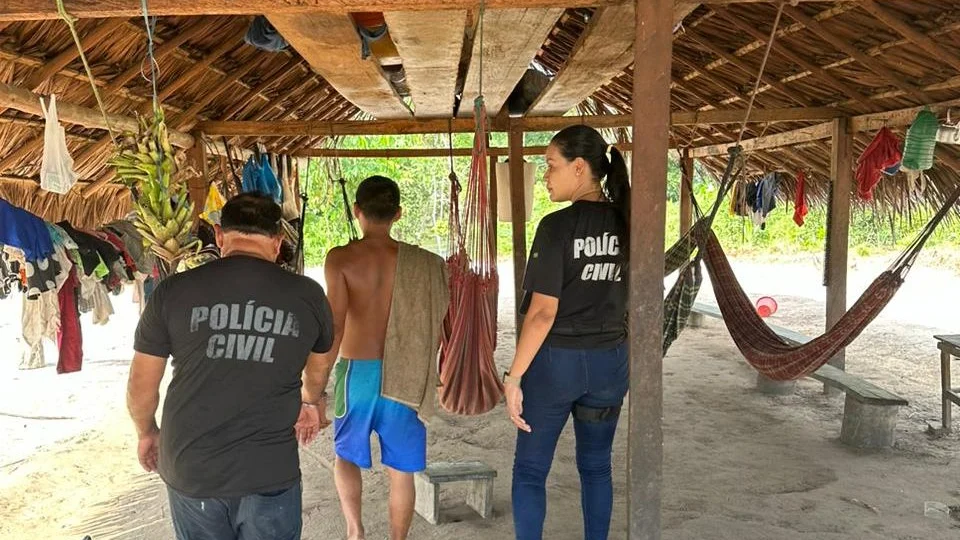 Bebê fica com crânio exposto após ser agredido com madeira pelo tio no Amazonas