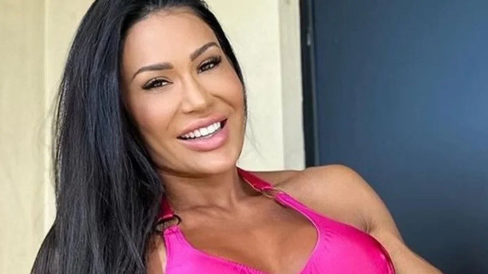 Gracyanne fala sobre boatos de novo amor e admite: ‘Amo o Belo’