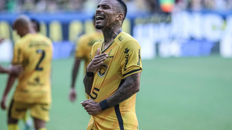 Amazonas empata em casa com Paysandu pela Série B do Campeonato Brasileiro