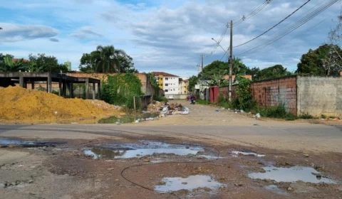 Ruas do Tarumã estão totalmente esquecidas pelas autoridades competentes