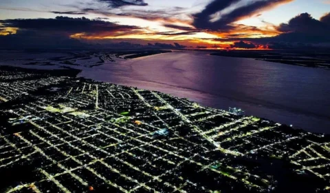 Ilumina+ Amazonas completa dois anos com transformação na iluminação pública e mais qualidade de vida no interior