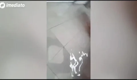 Moradores do beco Bogary no Aleixo sofrem com alagamentos frequentes