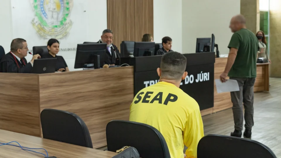 Justiça condena dois homens que degolaram mulher no Jorge Teixeira