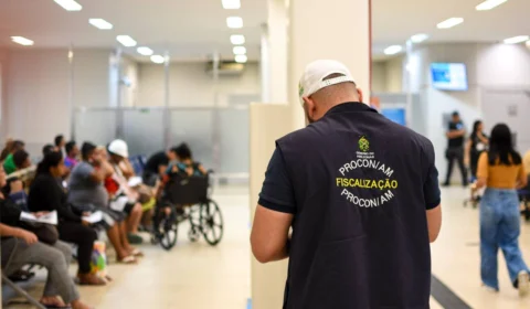 Agências bancárias são autuadas por descumprirem Lei das Filas em Manaus