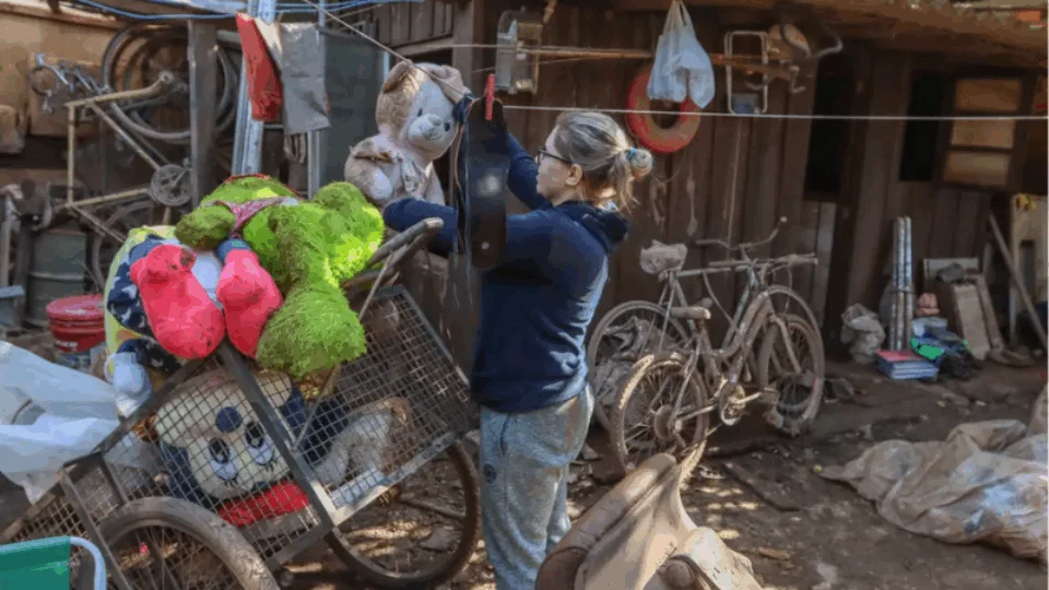 Governador do RS anuncia construção de 538 casas para vítimas das chuvas