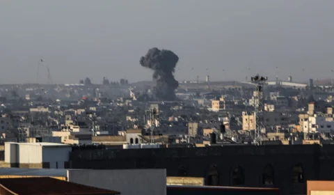 Passagem entre Gaza e Egito é invadida e passa a ser controlada por Israel