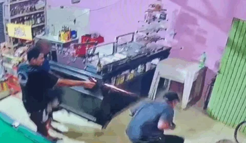 Veja Vídeo: guarda municipal de folga atira e mata homem em bar