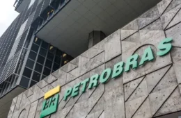 Petrobras pagará R$ 13,57 bilhões em dividendos e JCP