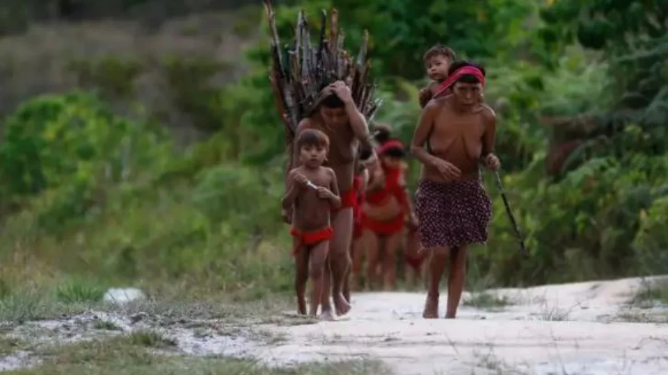 Após repúdio, Lira altera comissão que investigará crise Yanomami