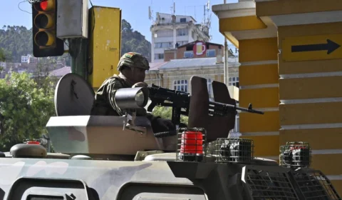 “Golpe de Estado na Bolívia: General Juan José Zúñiga revolução no país