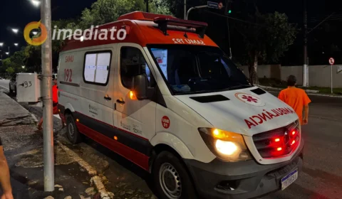 Homem pede ajuda em lanchonete após ser esfaqueado na Avenida Carvalho Leal