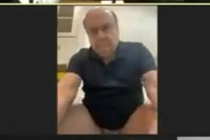Veja vídeo: Vereador César Maia choca internet ao aparecer em vaso durante sessão da Câmara
