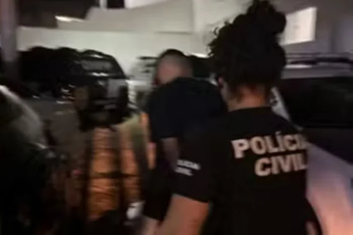 Homem é preso após postar vídeo íntimo da ex-namorada após ela pedir medida protetiva