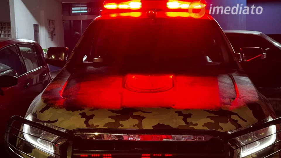 Mulher com mandado de prisão em aberto é presa na Raiz