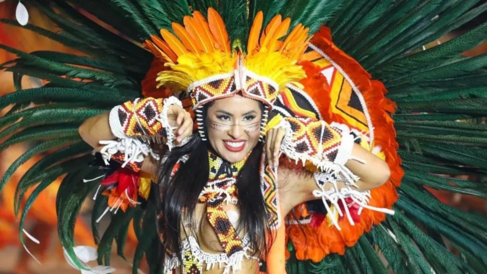 Isabelle Nogueira é anunciada como a nova musa da escola de samba Grande Rio