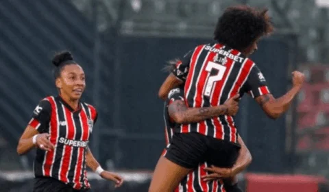 São Paulo goleia Santos por 4 a 0 no Brasileiro Feminino