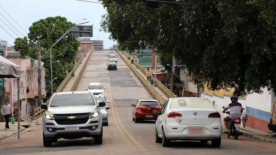 Linhas de ônibus são alteradas para missa campal na zona sul de Manaus