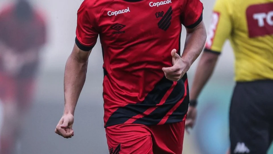 Kauan Stabelini, do Athletico-PR, é convocado para a Seleção Sub-17