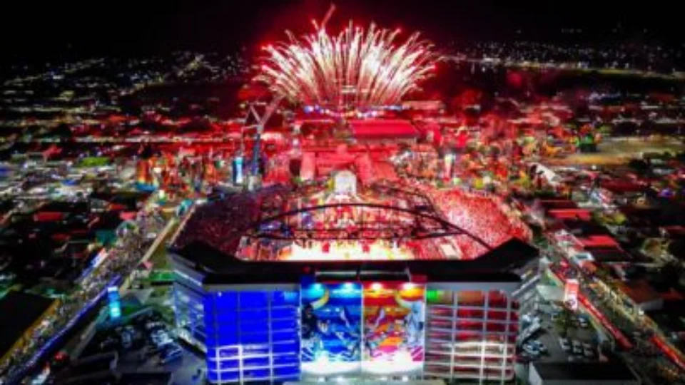 Menores de 10 anos não acessarão arquibancadas no Festival de Parintins