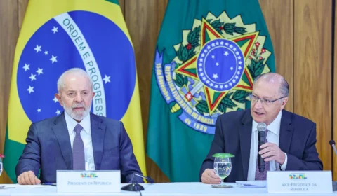 Alckmin assegura que Lula não vetará taxação de 20% em compras internacionais até US$ 50