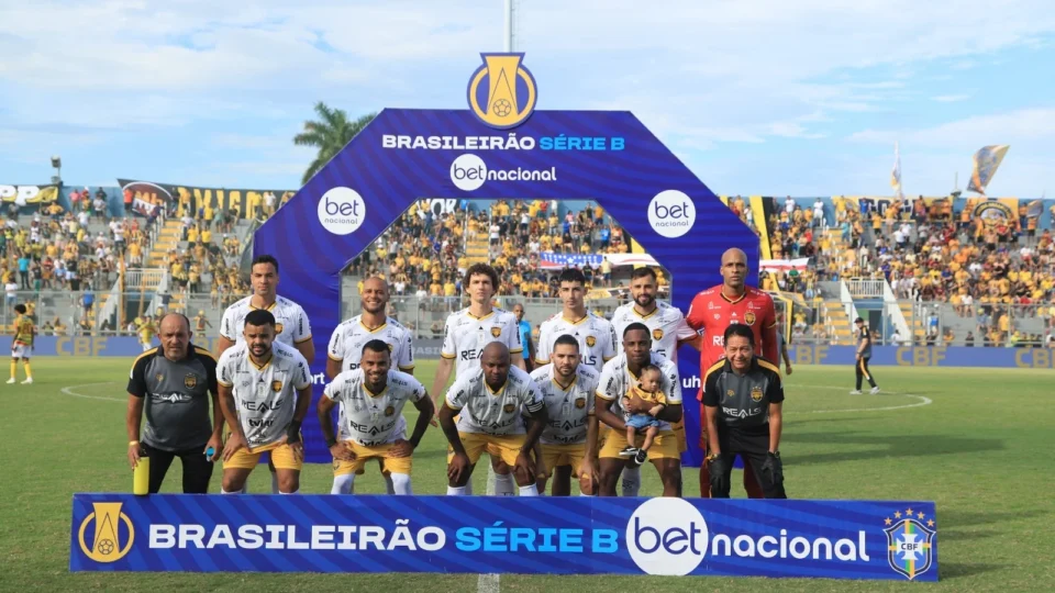 Estádio Carlos Zamith recebe pela segunda vez partida da Série B do Brasileirão