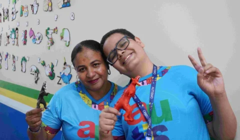 Escola Estadual de Atendimento Específico sedia 1° Encontro do Dia do Orgulho Autista