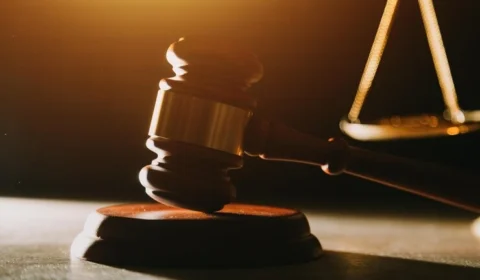 Justiça condena professor e policial militar por estupro de vulneráveis e favorecimento à prostituição