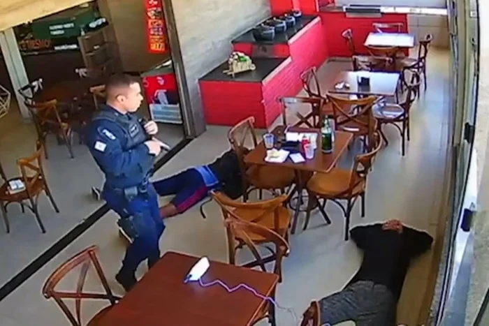 Veja Vídeo: ladrões furtam carro, vão à padaria e são presos tomando café