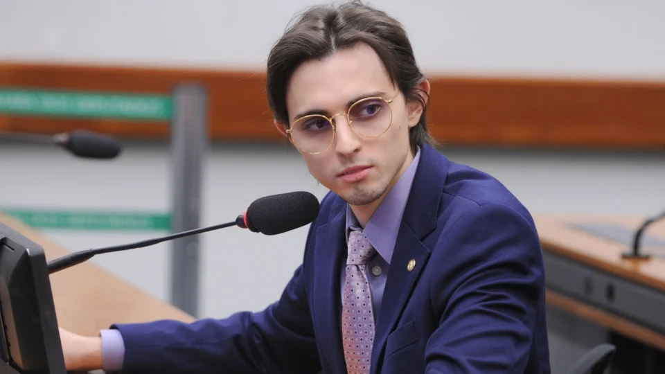 Amom Mandel diz que enfrentará a ‘velha política’ e reafirma combate à corrupção