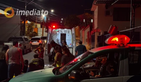 Acidente em cruzamento no Petrópolis deixa motoqueiro ferido