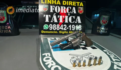 Força Tática apreende arma de fogo jogada por criminosos durante perseguição no Petrópolis