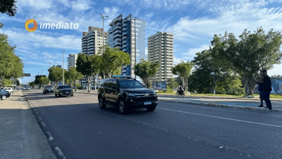 Polícia Federal apreende bens durante operação contra tráfico internacional de drogas em Manaus