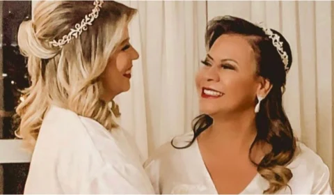 Mãe da cantora Marília Mendonça sofre grave acidente de carro em SP