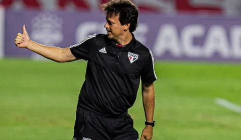 Fernando Diniz não resiste à derrota para o Flamengo e deixa o Fluminense