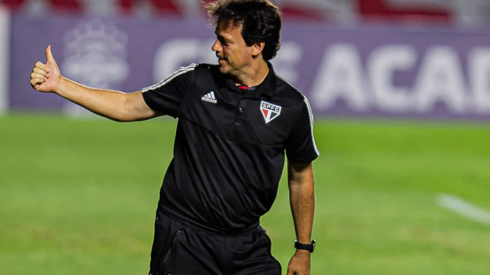 Fernando Diniz não resiste à derrota para o Flamengo e deixa o Fluminense