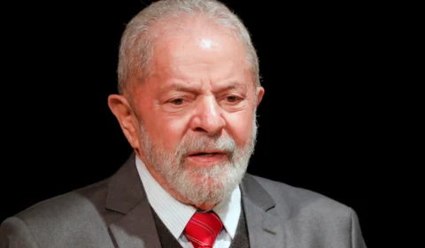 Lula diz que Trump “vai tentar tirar proveito” de atentado em eleições