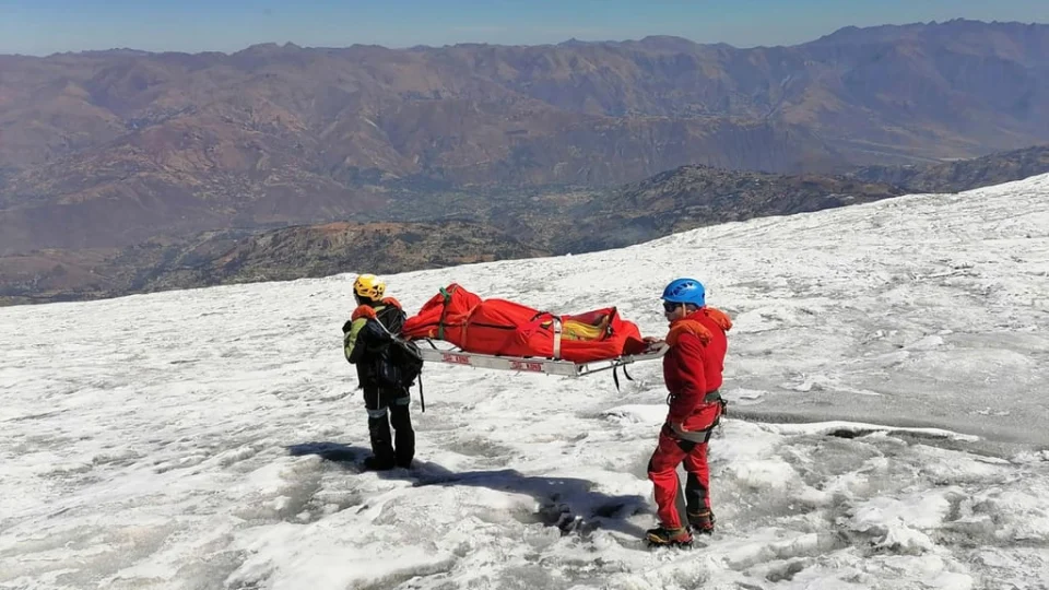 Corpo de alpinista americano é encontrado 22 anos depois de ter desaparecido; Veja vídeo