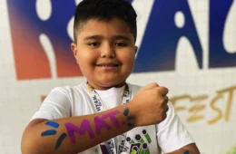 Juíza pede explicações aos pais de Luan Gabriel sobre o avanço escolar e matrícula na UEA