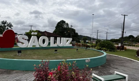 Após ser demitido, homem ameaça esfaquear patrão