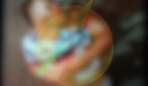 Homem é assassinado a tiros por criminosos em carro branco no Jorge Teixeira