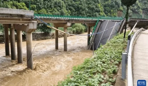 Queda de ponte deixa 11 mortos e deixa 30 desaparecidos na China