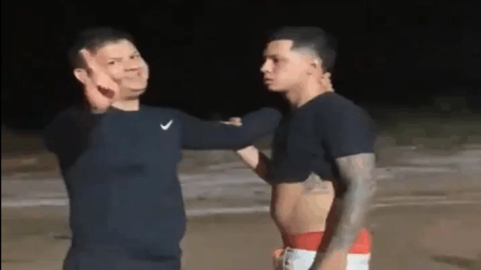 Major de folga agride homem em frente à filha e PMs só assistem; Veja vídeo