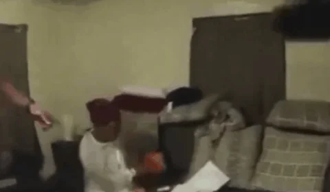 Cenas sensíveis: policial mata a tiros mulher negra dentro de casa; Veja vídeo