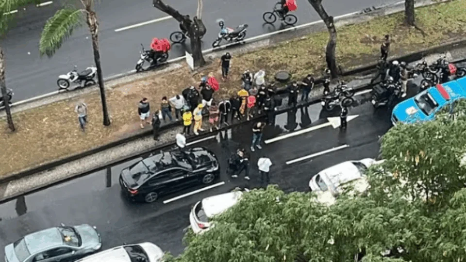 Adolescente é baleado após tentar roubar PM de folga no Rio de Janeiro
