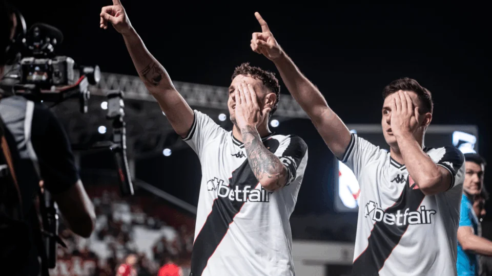 Vasco empata com Atlético-GO e confronto das oitavas de final da Copa do Brasil será decidido em São Januário