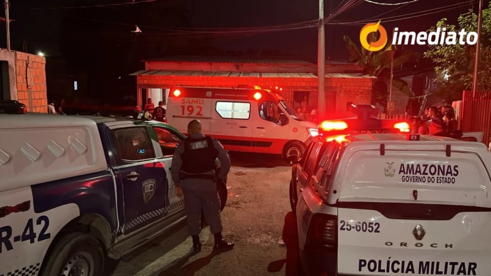 Imagens fortes: suspeito de cometer roubos passa pelo ‘tribunal do crime’ em Manaus