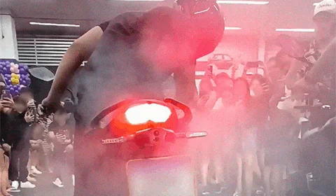 Detran-AM autua condutores que praticavam manobras perigosas em via pública na região centro-oeste de Manaus